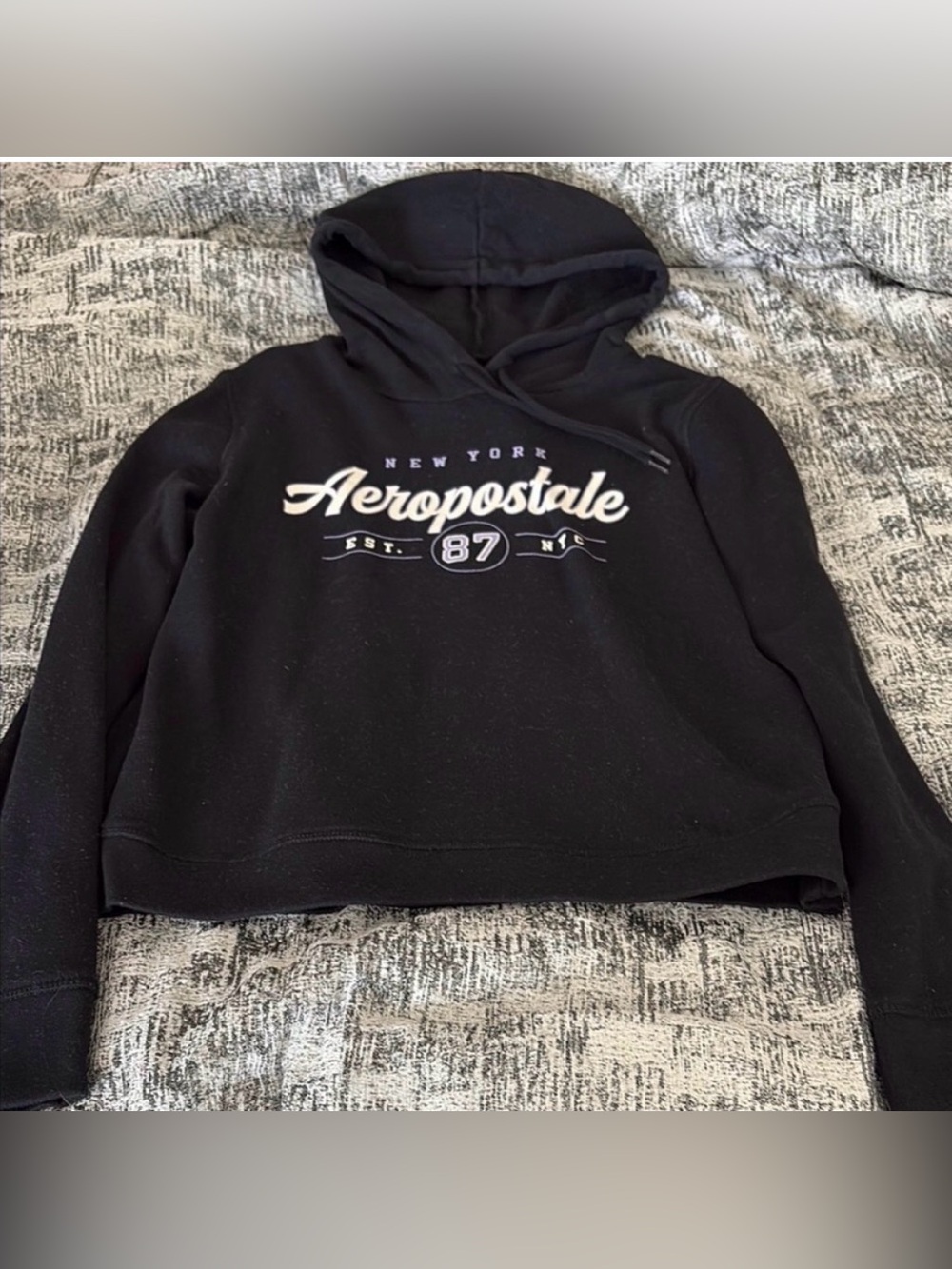 Aeropostale Black Hoodie Size Medium